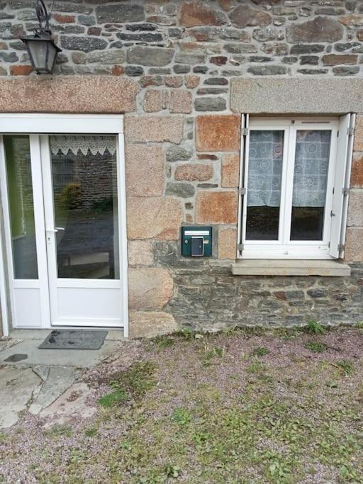 Maison Manta Courtils Exteriér fotografie
