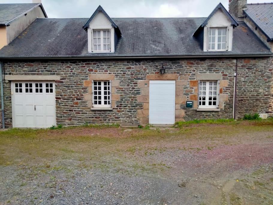 Maison Manta Courtils Exteriér fotografie