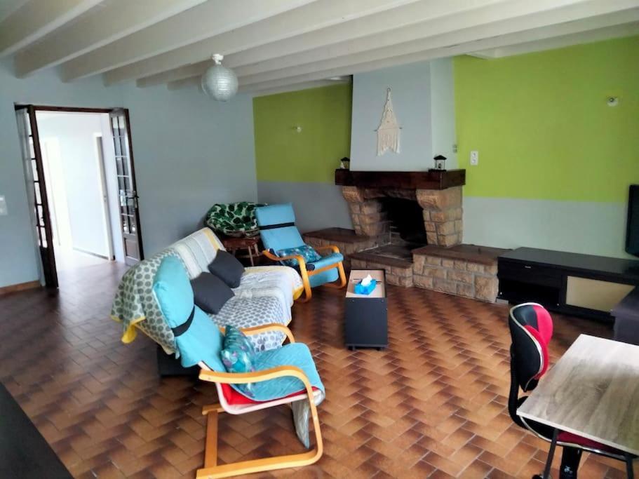 Maison Manta Courtils Exteriér fotografie